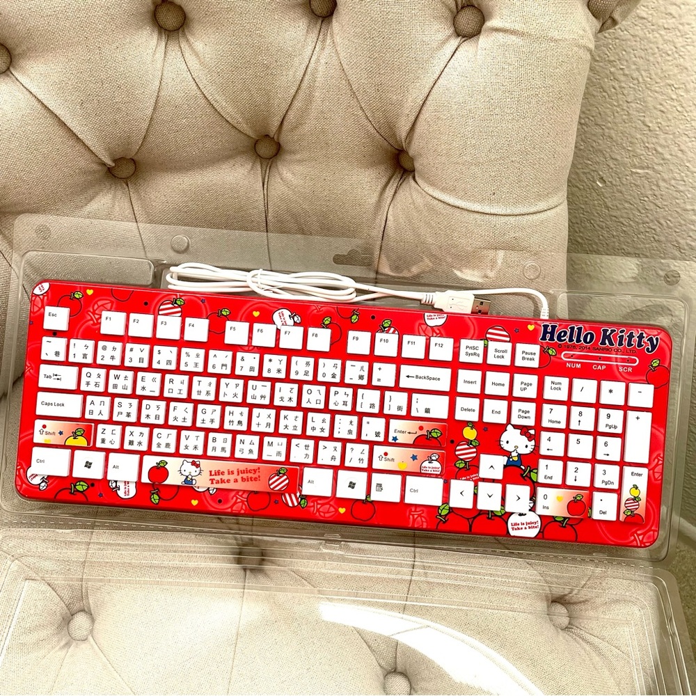 ❤️ New Hello Kitty Theme Sanrio english / chinese USB lacquer finished keyboard